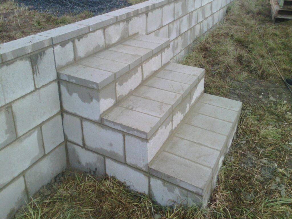 Retaining Walls 8 Besser Block Retaining Walls