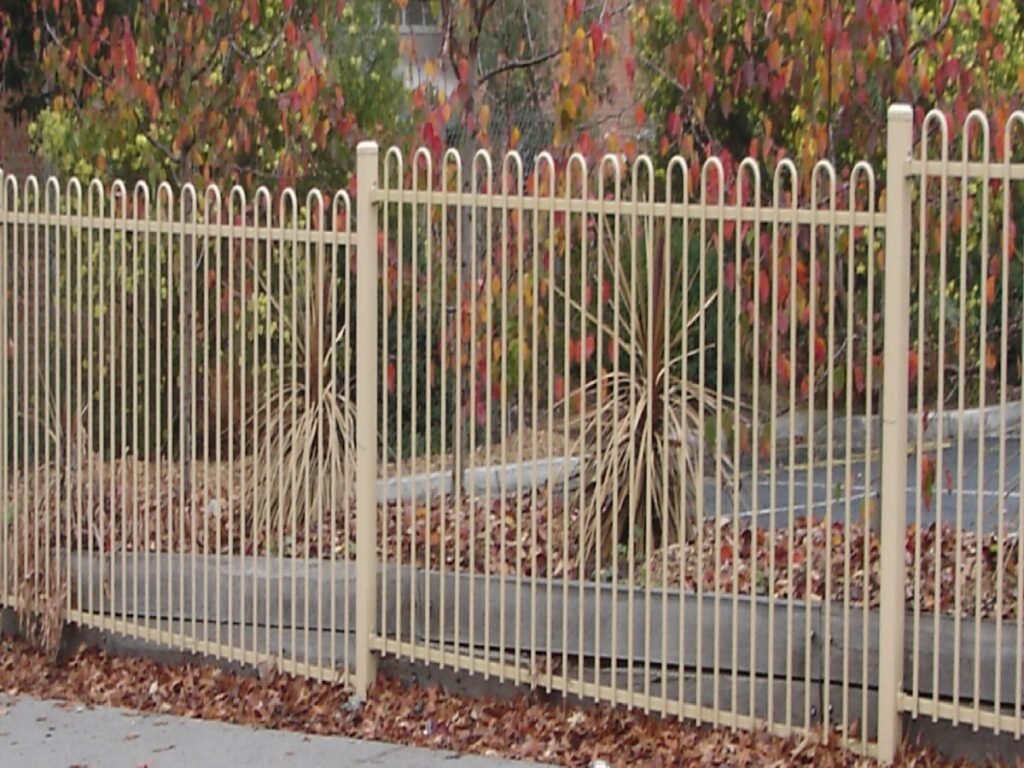 Aluminum Fencing 2 Loop Top Aluminum Fencing