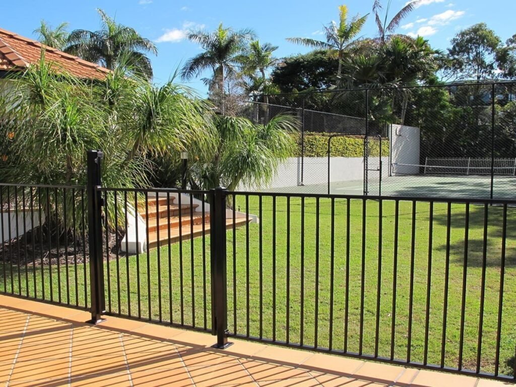 Aluminum Fencing 1 Flat Top Aluminum Fencing