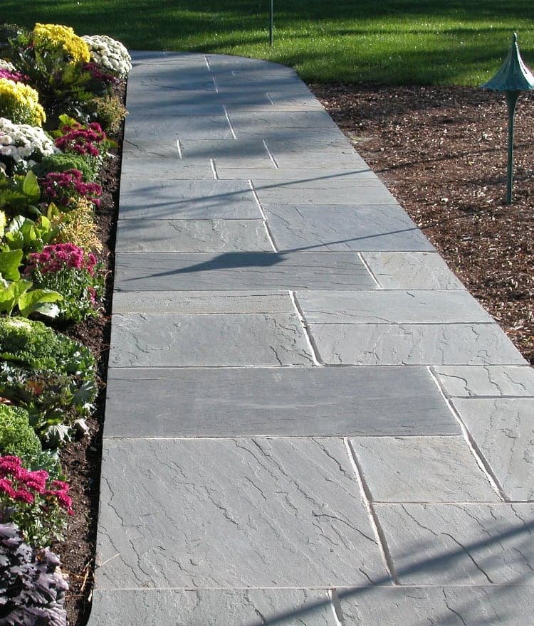 Natural bluestone pavers